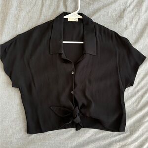 Aritzia Tie Front Buttoned Down top